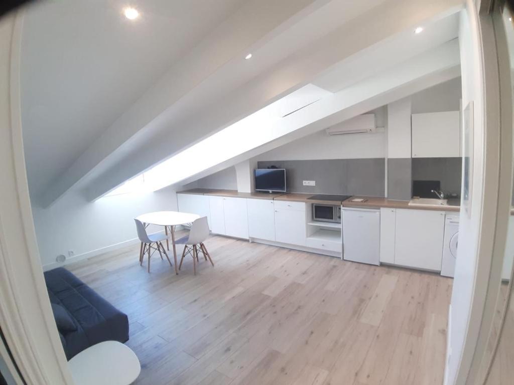 Appartement A Meyerbeer นีซ ภายนอก รูปภาพ